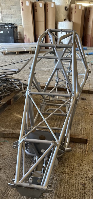 thermolaquage de chassis pour kart cross en RAL 9005 dans le gard 30