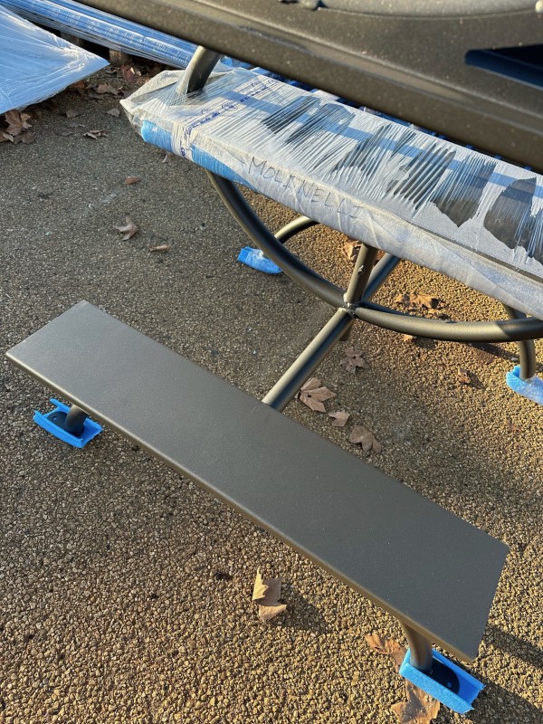 thermolaquage RAL noir 2100 sablé pour  table acier 