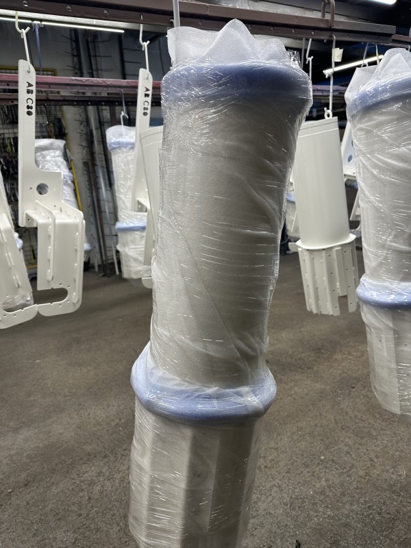 thermolaquage et métallisation de bornes escamotables pour un client de Roquemaure