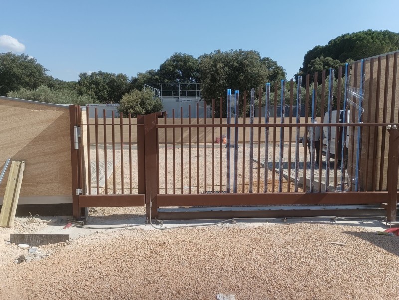 PORTAILACIER  30 GARD 