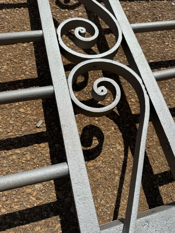 réfection et thermolaquage d un portail en rénovation pour un client particulier