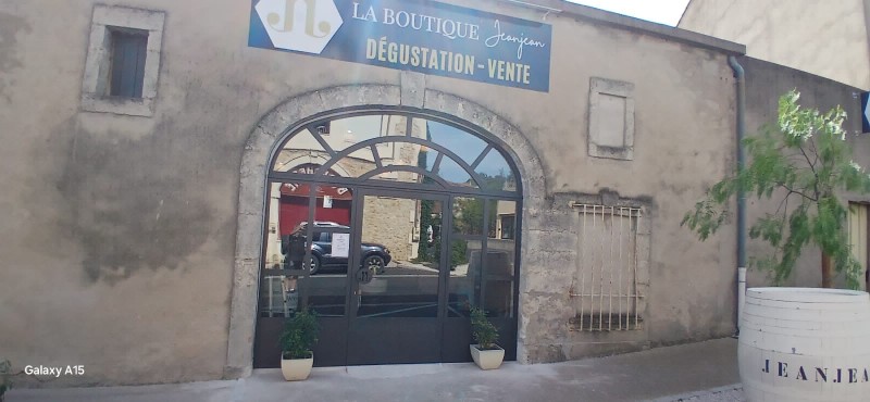 thermolaquage de menuiserie acier en RAL noir 2100sablé pour un client du 34 Hérault 