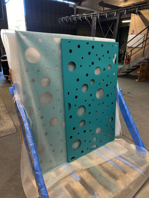 thermolaquage sur tôle alu découpé ral 5018