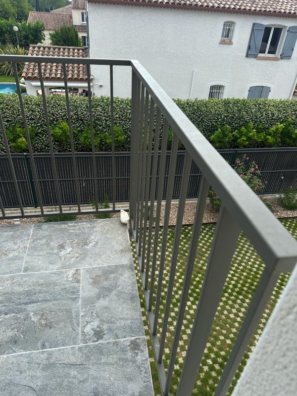 garde corp acier thermolaqué 30 13 30 84 