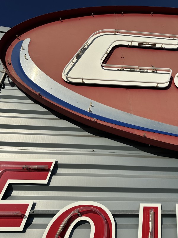 réfection d une enseigne lumineuse pour la société CAL sur montpellier dans le 34