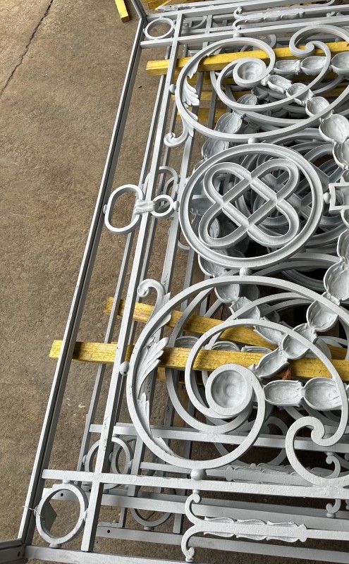 métallisation et thermolaquage de garde corps ancien pour l hôtel NEGRESCO