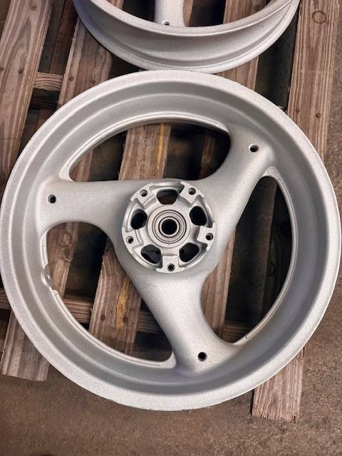Jantes MOTO  après grenaillage