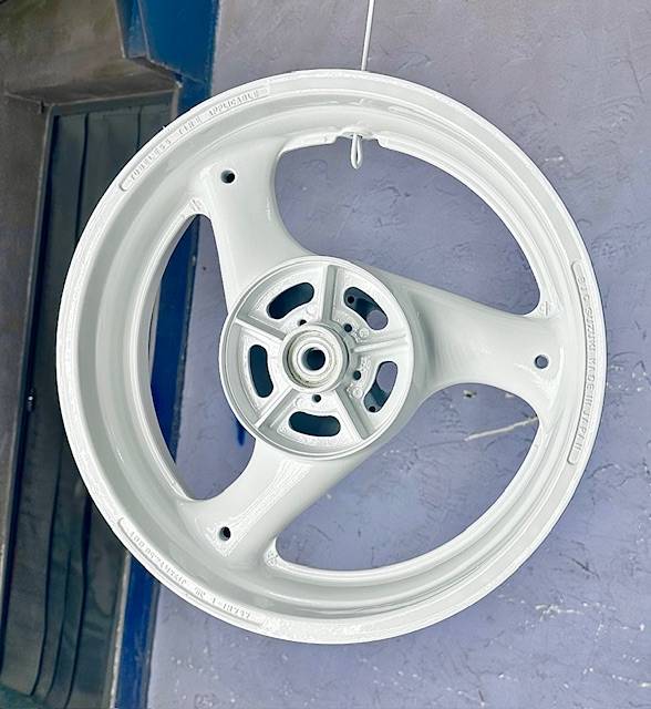 Jantes MOTO après thermolaquage 34 HERAULT ET 30 GARD 